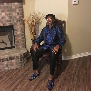 Meet your Posher, Ashton